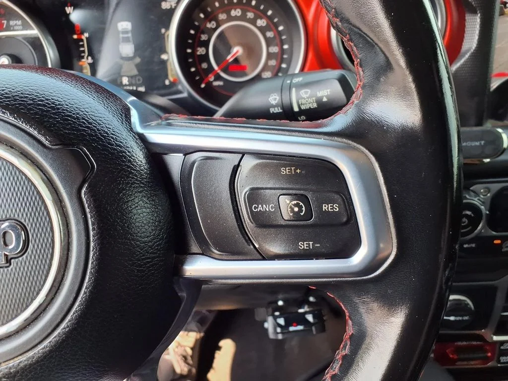 Certified Used 2020 Gray Jeep Rubicon image 14