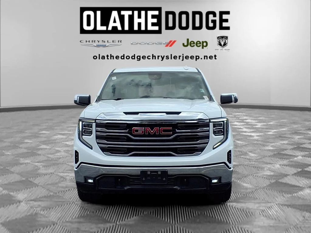 Certified Used 2024 White GMC SLT image 29