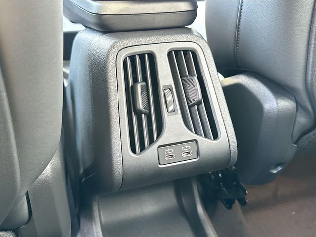New 2026 Beige BMW xDrive28i image 20