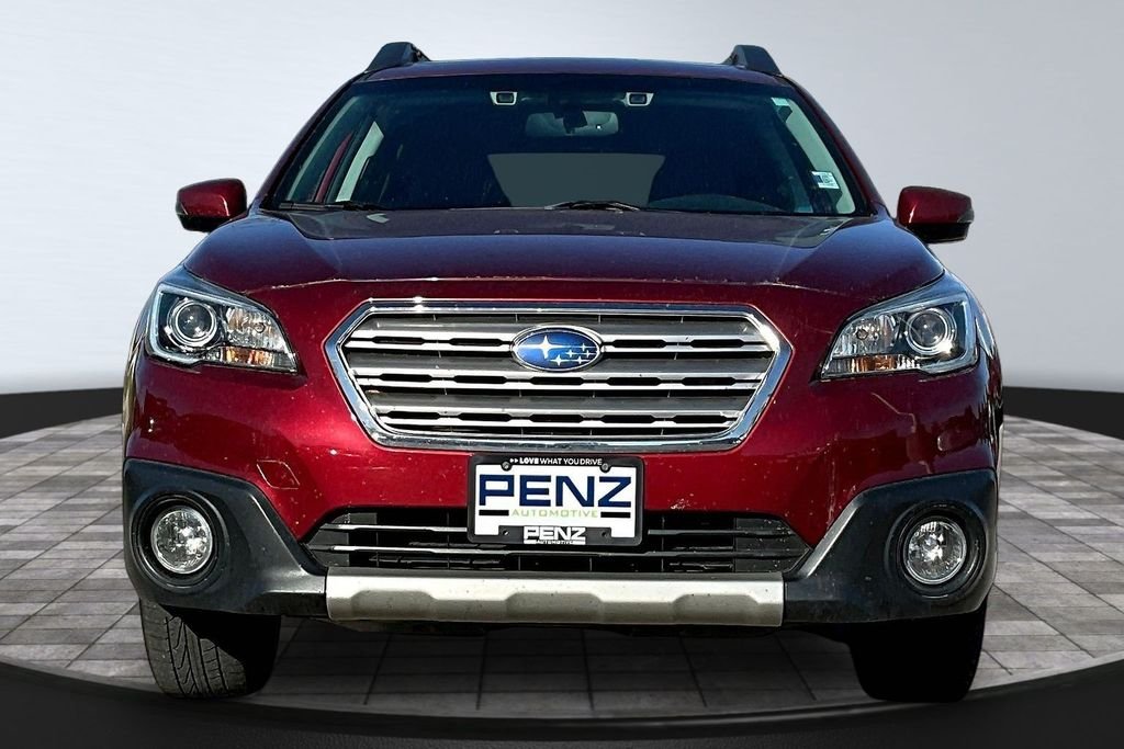 Used 2016 Subaru Outback Limited with VIN 4S4BSBNC9G3275940 for sale in Rochester, Minnesota