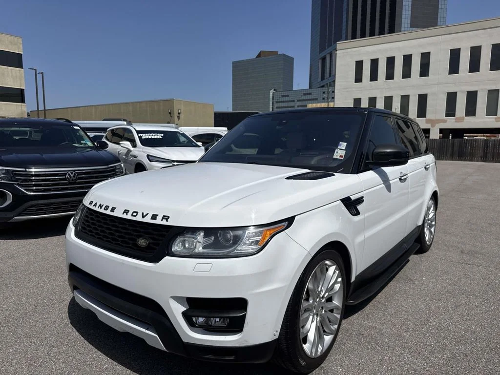Used 2016 White Land Rover HSE Td6 image 3