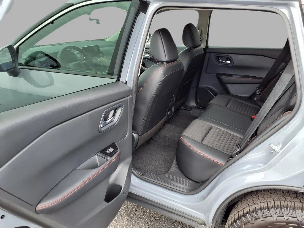 Used 2026 Gray Nissan Rock Creek image 24