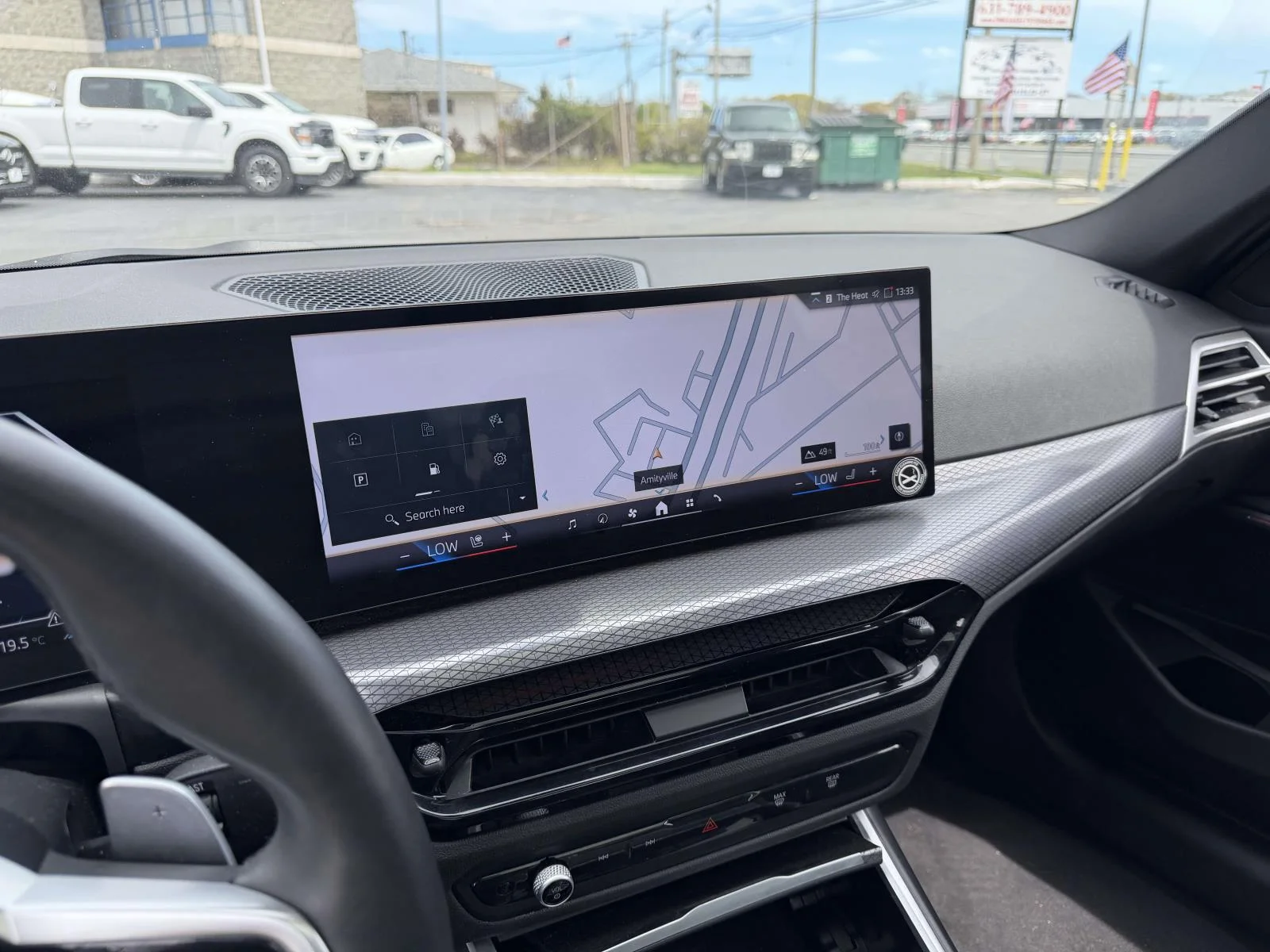 2026 BMW 3 Series 330i - Photo 25
