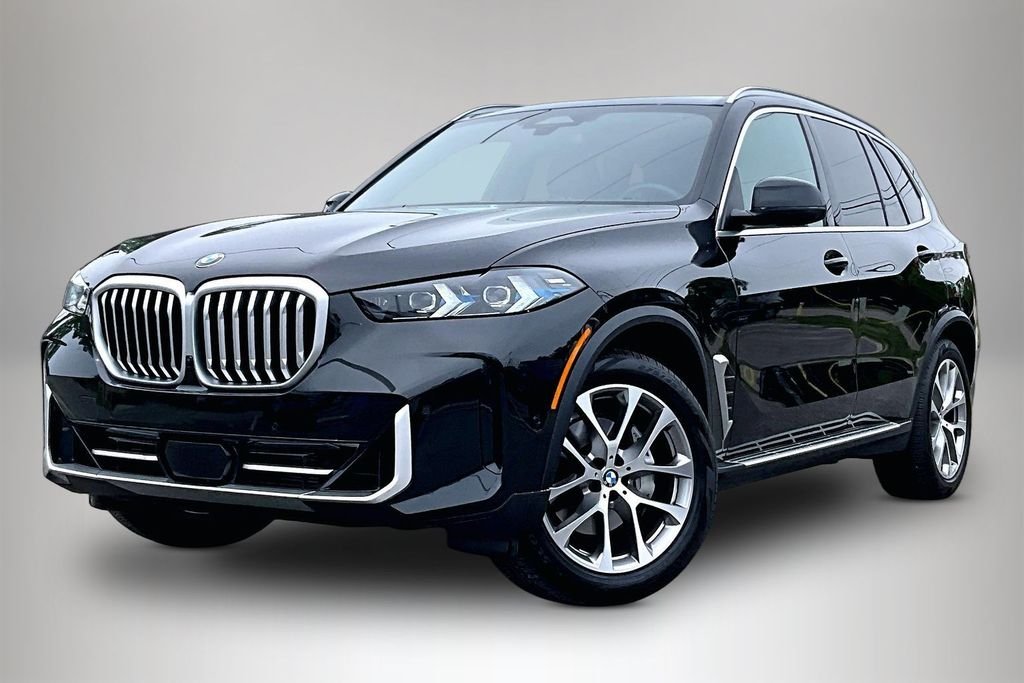 Used 2026 Black BMW xDrive40i image 2