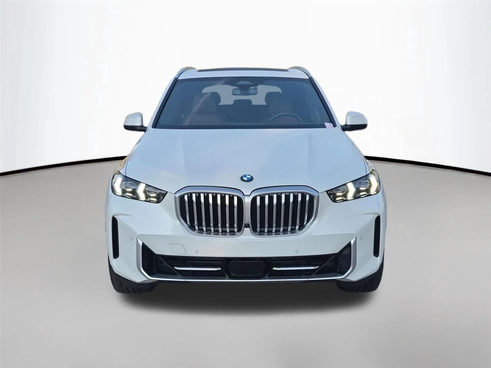 Used 2025 Mineral White Metallic BMW xDrive40i image 8