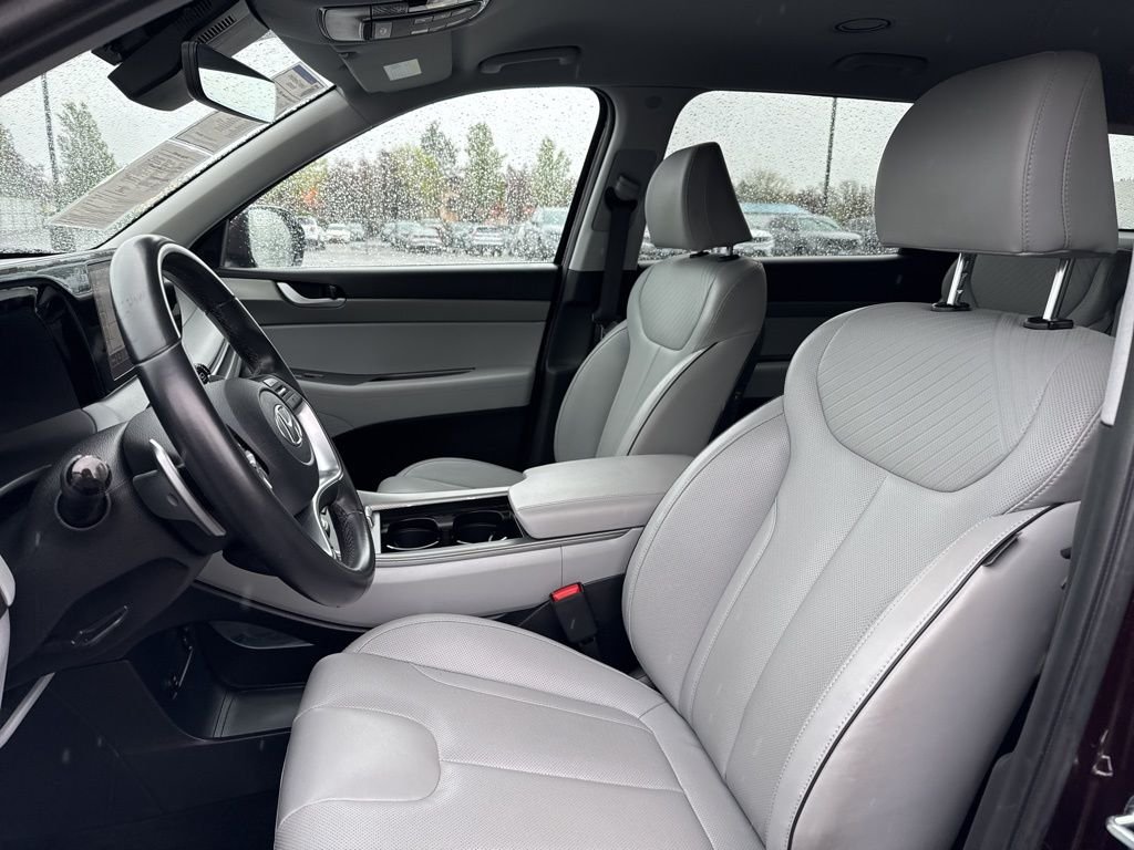 Used 2024 Sierra Burgundy Hyundai SEL image 9