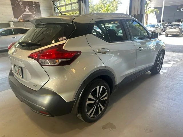 Used 2019 Silver Nissan SV image 2