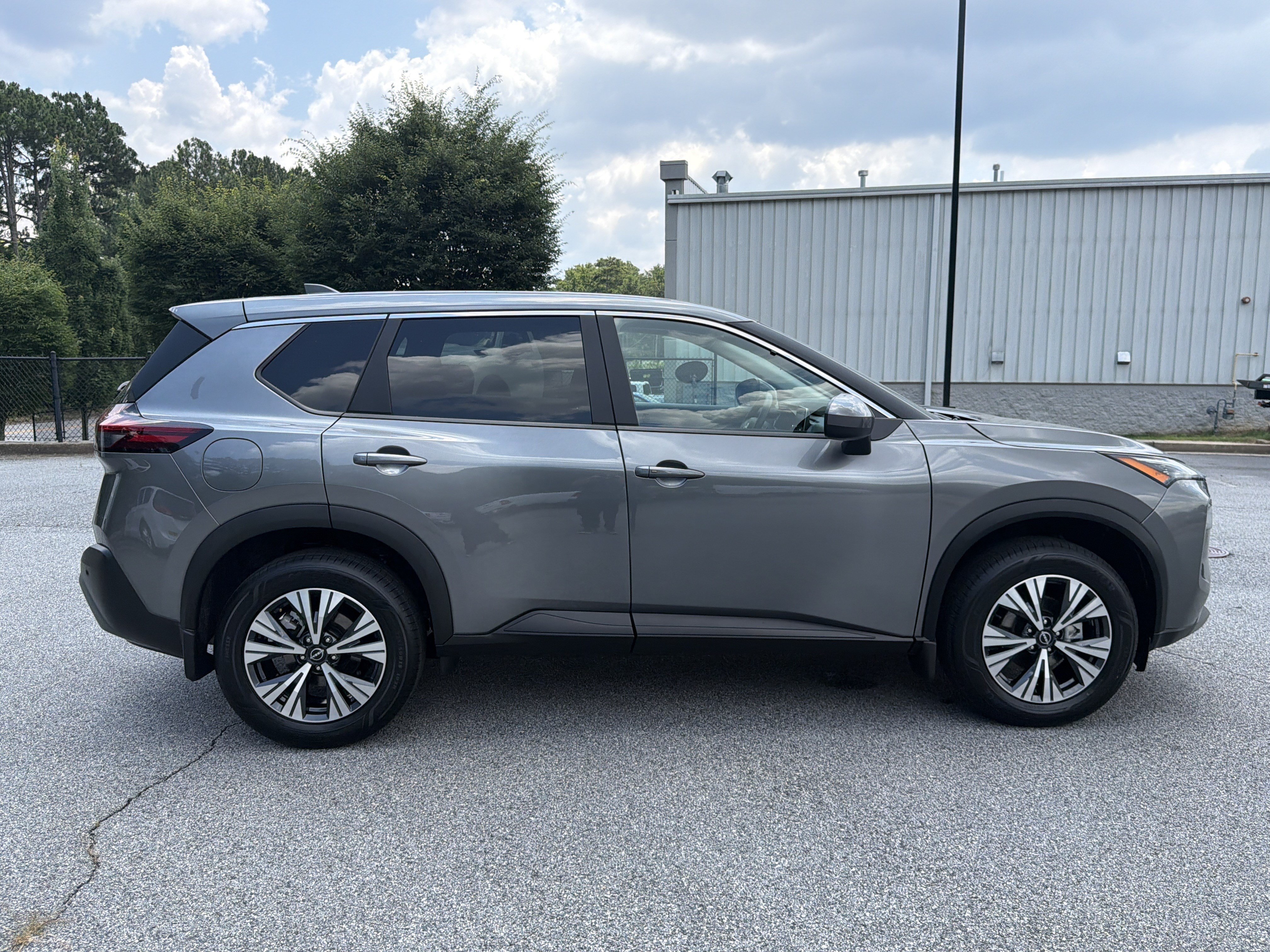Used 2023 Gun Metallic Nissan SV image 9