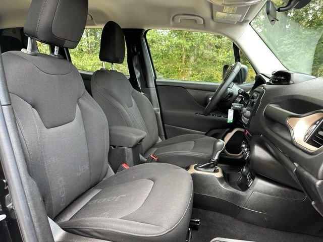 2015 Jeep Renegade Sport - Photo 24