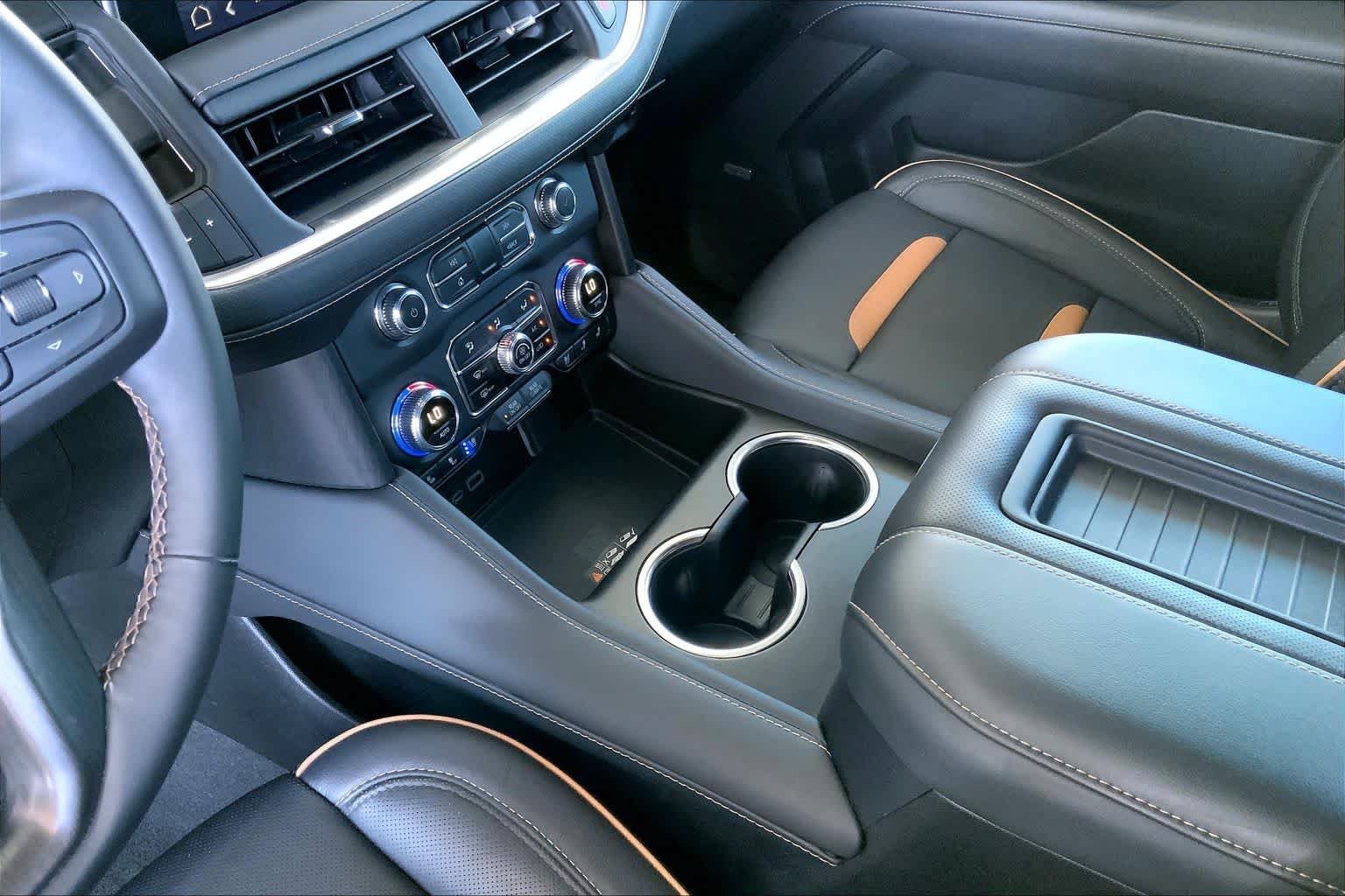 Used 2024 Onyx Black GMC AT4 image 17