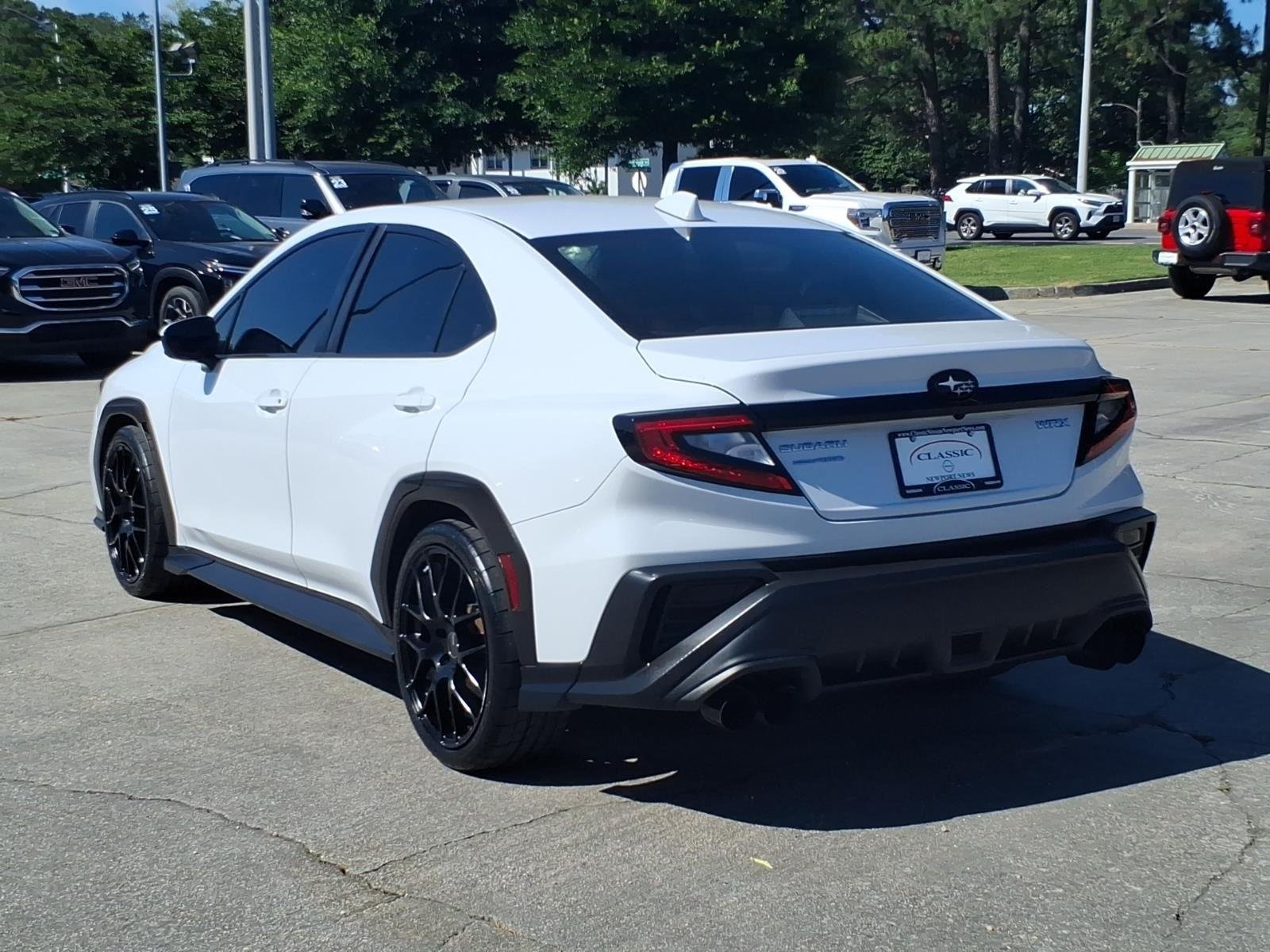 Used 2023 Magnetite Gray Metallic Subaru BASE image 9