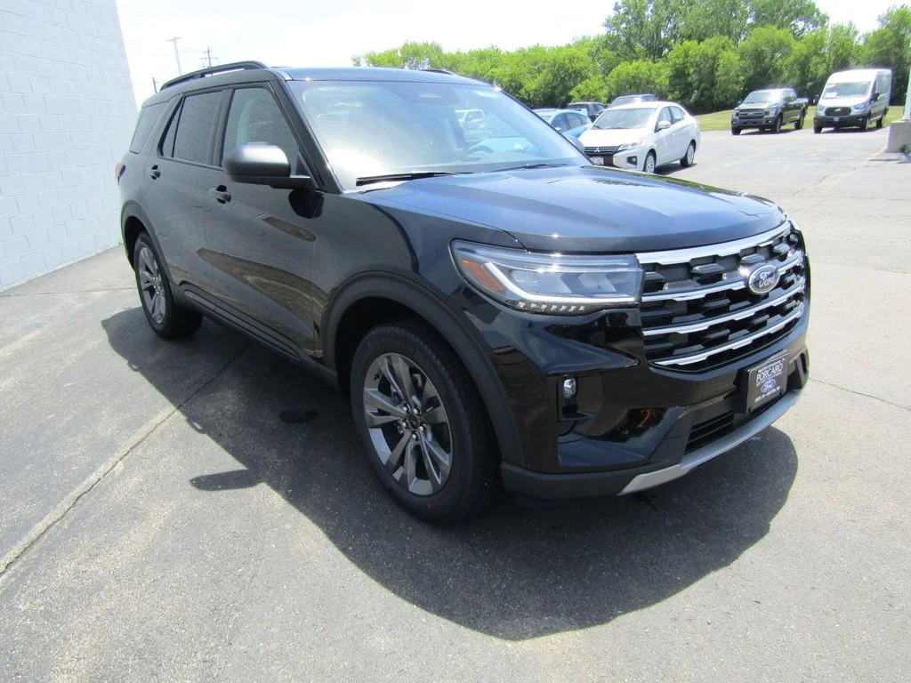 New 2026 Agate Black Metallic Ford Active image 8