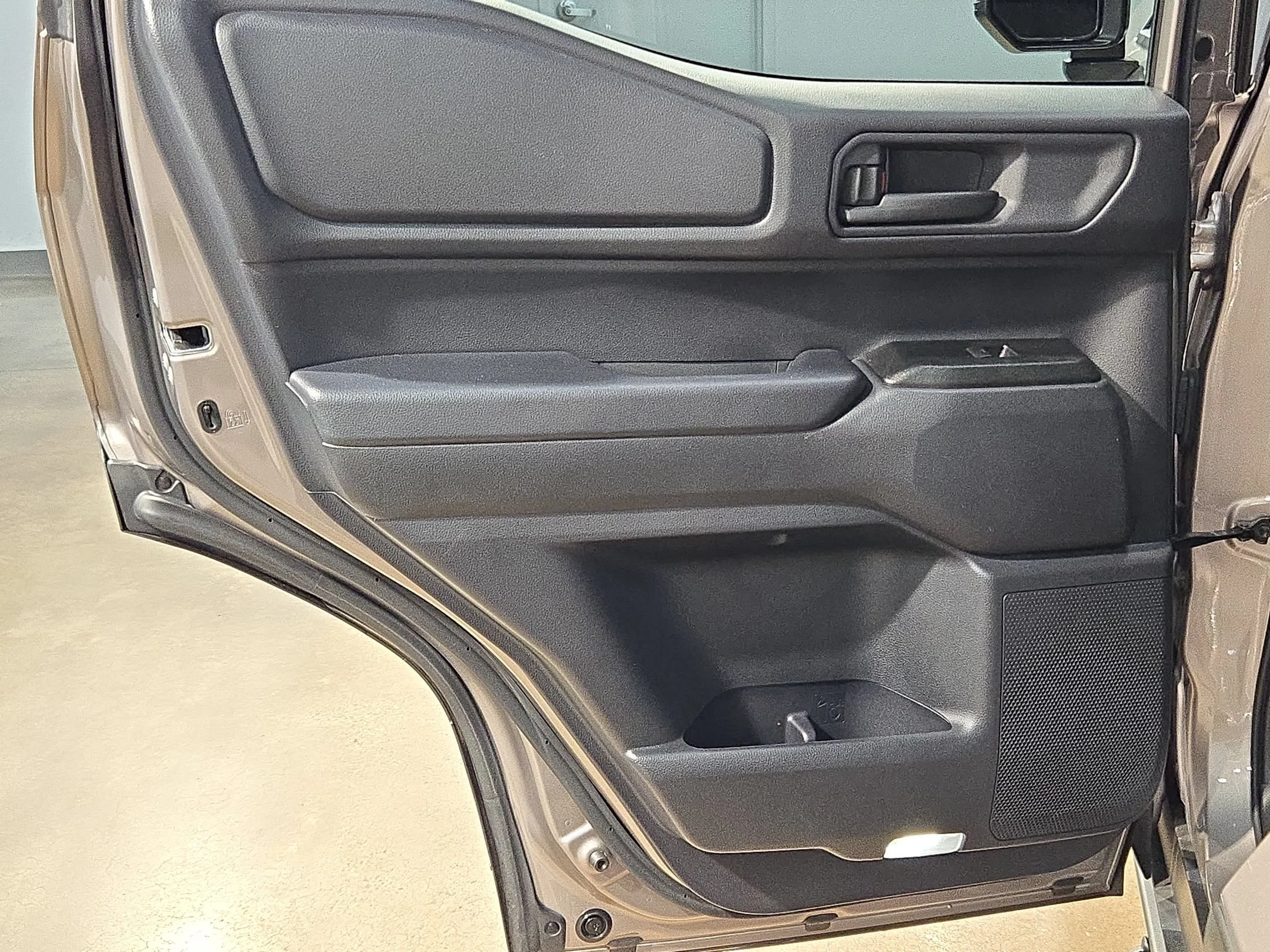 Used 2024 Meteor Shower Toyota 1958 image 34