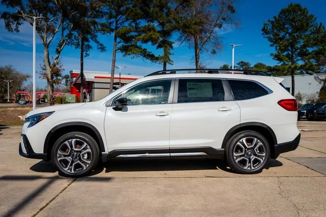 New 2026 Crystal White Pearl Subaru Limited image 2