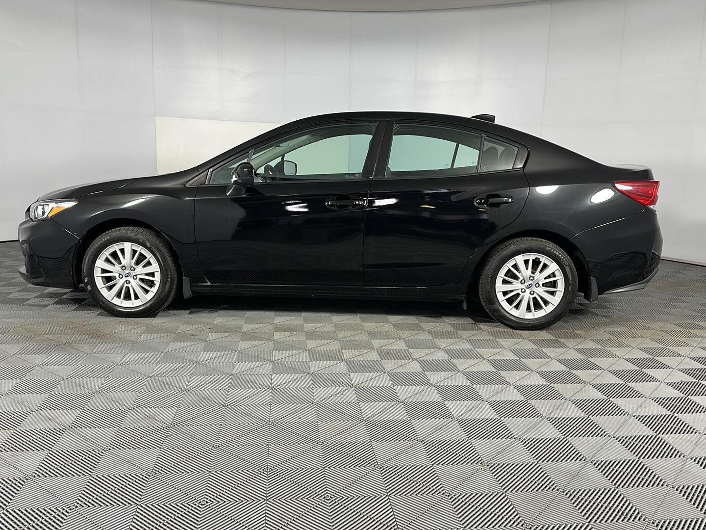 Used 2017 Crystal Black Silica Subaru Premium image 4