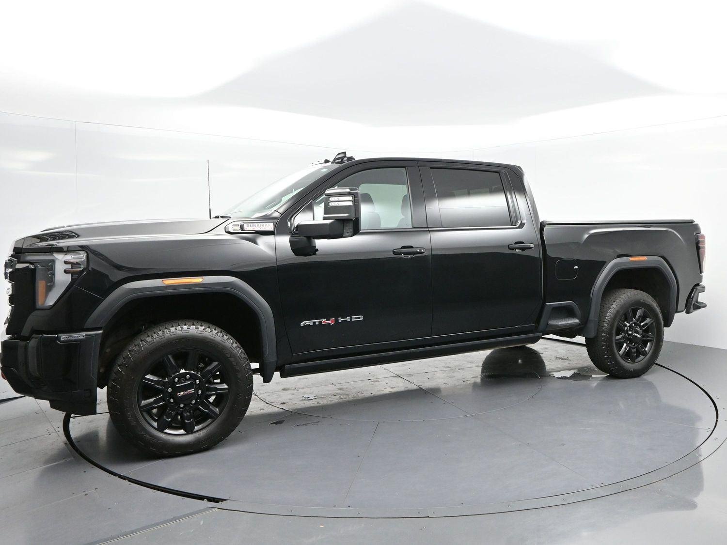 Used 2024 Onyx Black GMC AT4 image 4