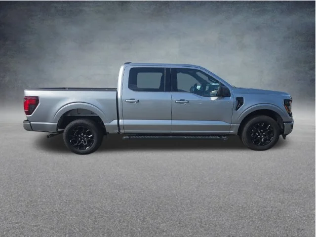 New 2026 Silver Ford XLT image 9