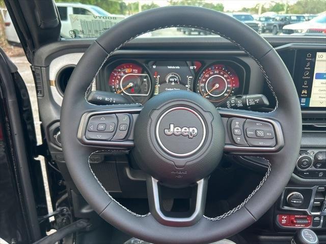 2025 Jeep Wrangler 4-Door Willys - Photo 16
