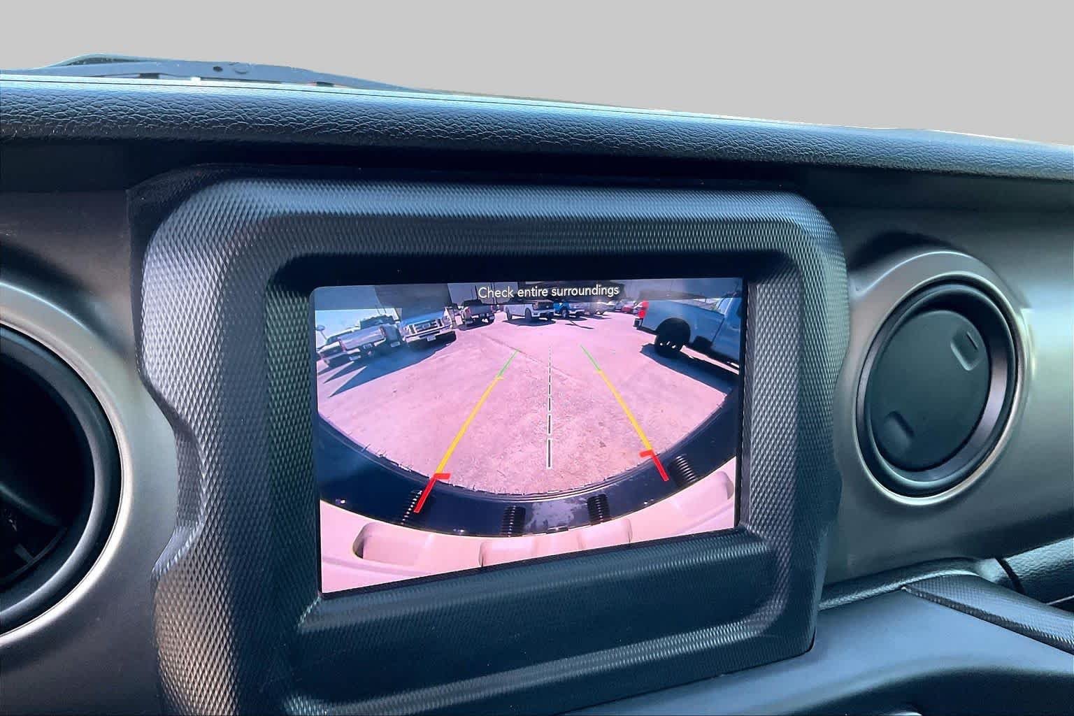 Used 2018 Black Clearcoat Jeep Sport S image 22