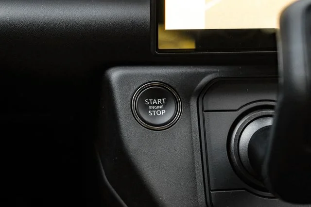New 2026 Borasco Grey Land Rover X-Dynamic SE image 25