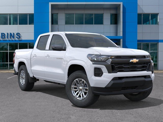 New 2026 Summit White Chevrolet LT image 7