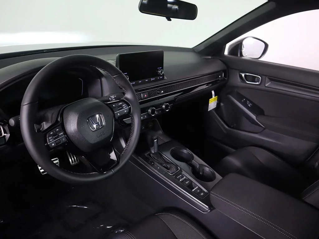 2025 Honda Civic Sport - Photo 24