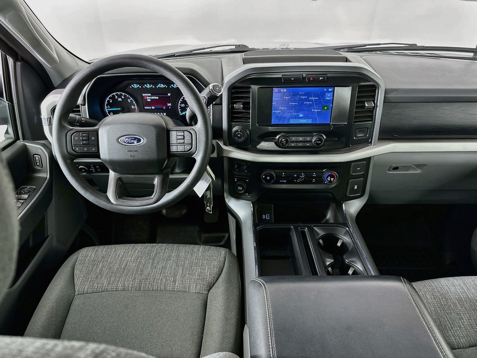 Used 2022 Silver Ford XLT image 22
