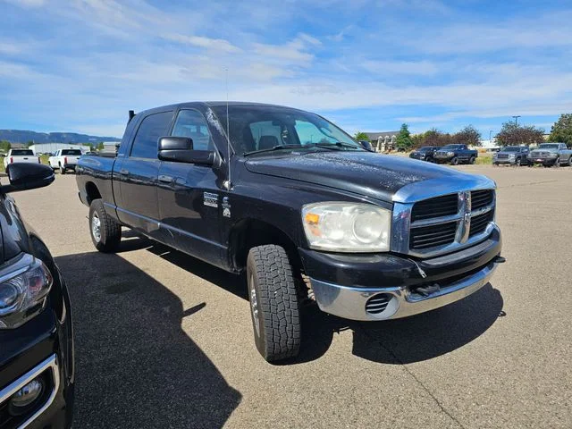 Used 2007 Brilliant Black Crystal Pearl Dodge SLT image 3