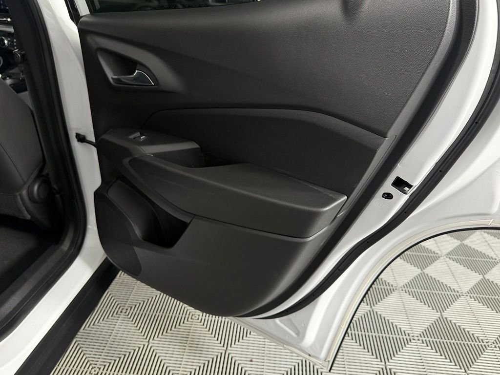 2025 Chevrolet Trax LT - Photo 29