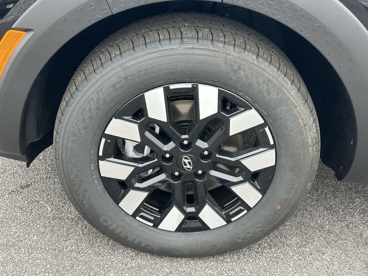 New 2026 Phantom Black Hyundai SE image 11