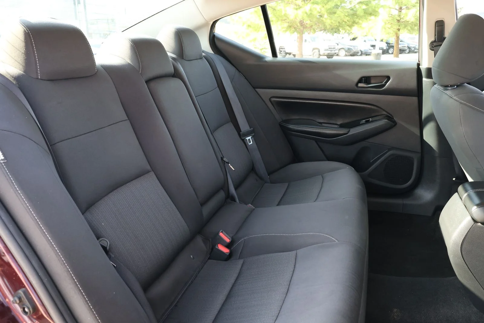 Used 2023 Red Nissan 2.5 SV image 30