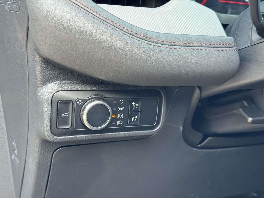 2025 Ford Explorer Active - Photo 9
