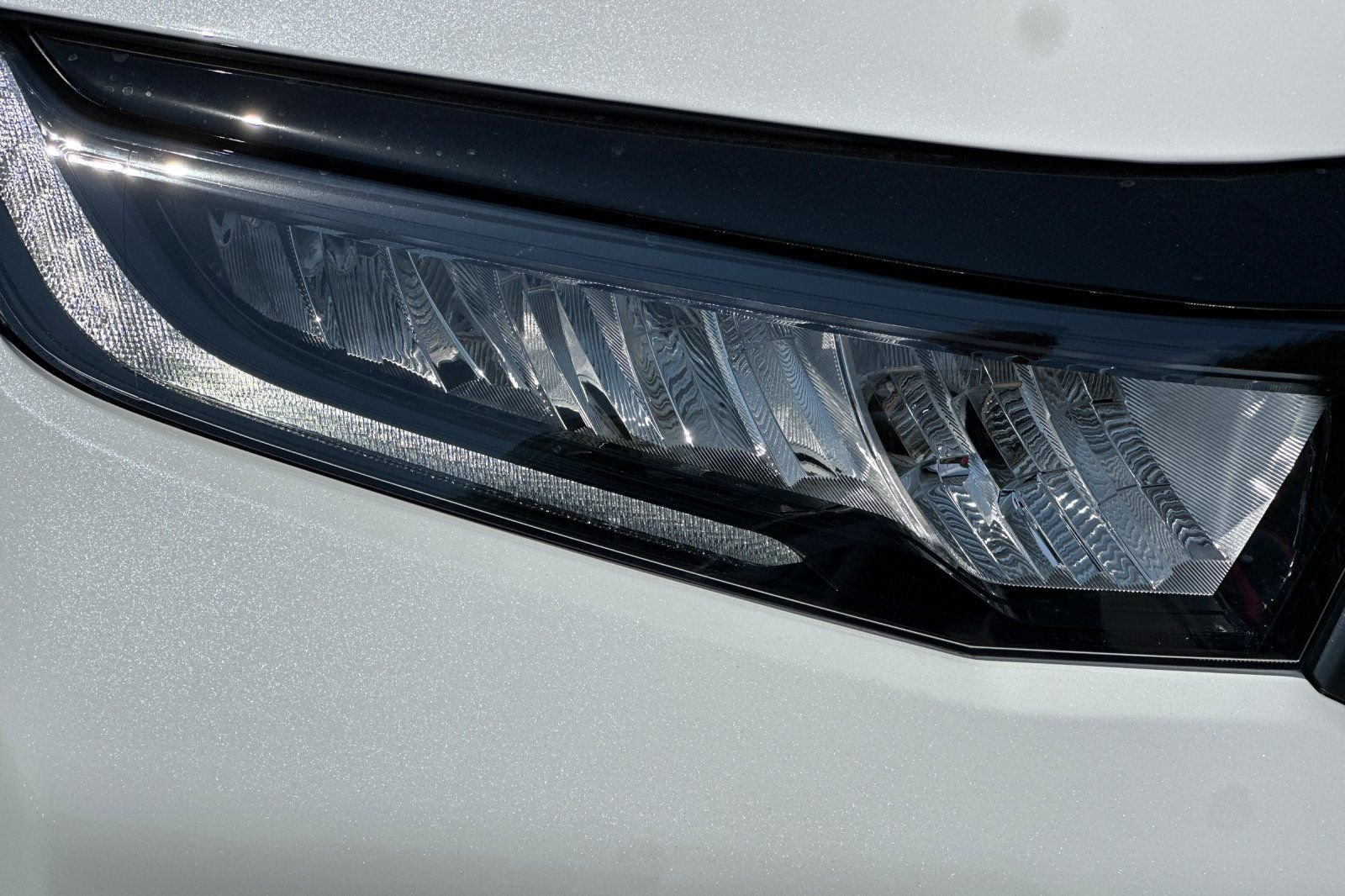 New 2026 Platinum White Pearl Honda EX-L image 31