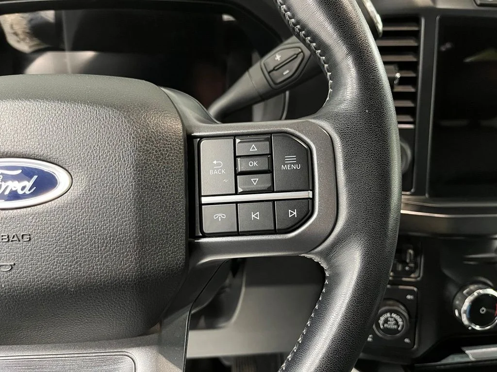 Used 2024 Black Ford Lariat image 27