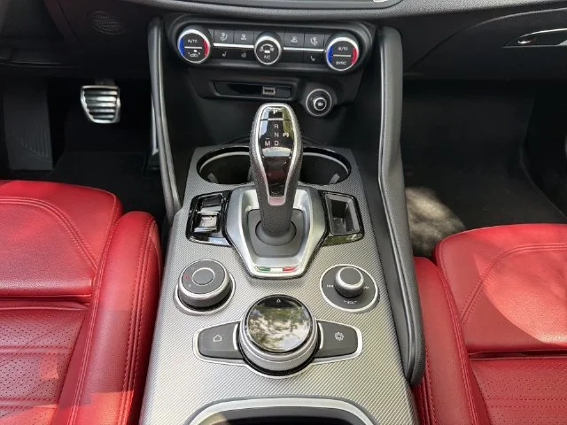 Used 2023 Gray Alfa Romeo Veloce image 20