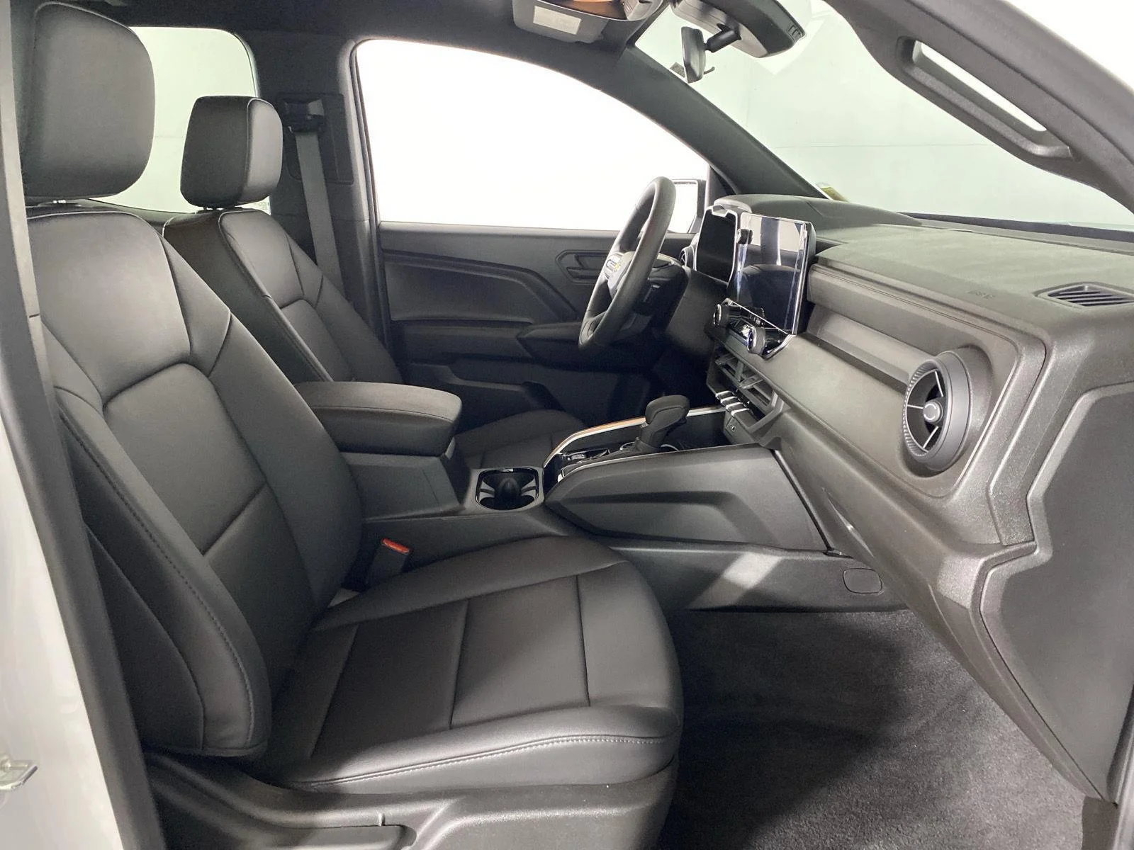 Used 2026 Summit White Chevrolet WT image 24