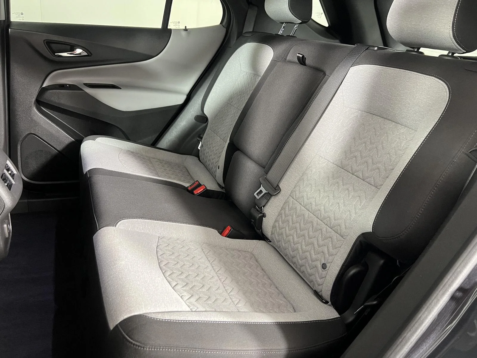 Used 2022 IRON GRAY METALLIC Chevrolet LS image 5
