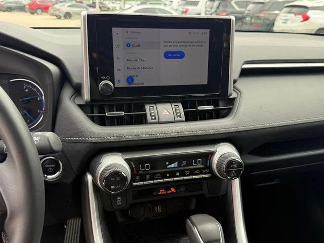 Certified Used 2024  Toyota XLE Premium image 43