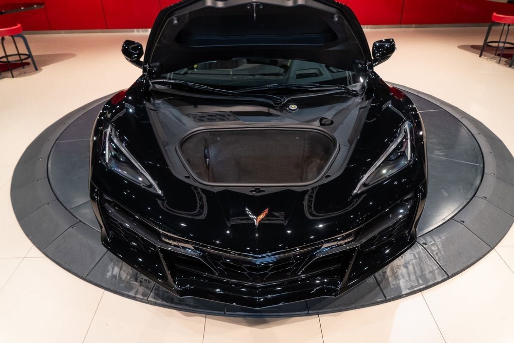 Used 2025 Black Chevrolet Z06 image 13