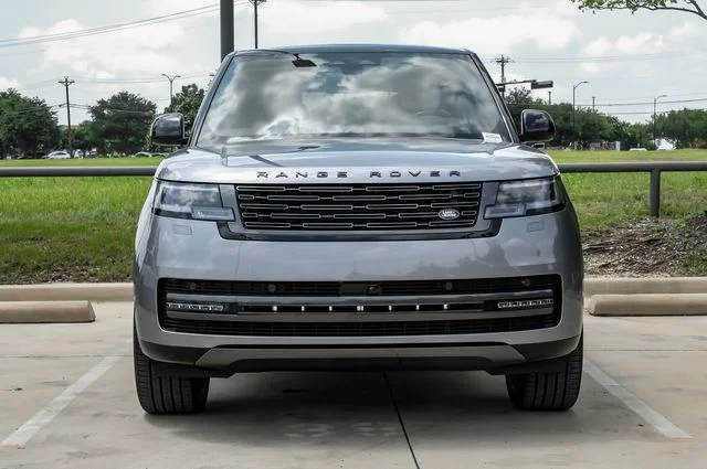 New 2026 Gray Land Rover SE image 5