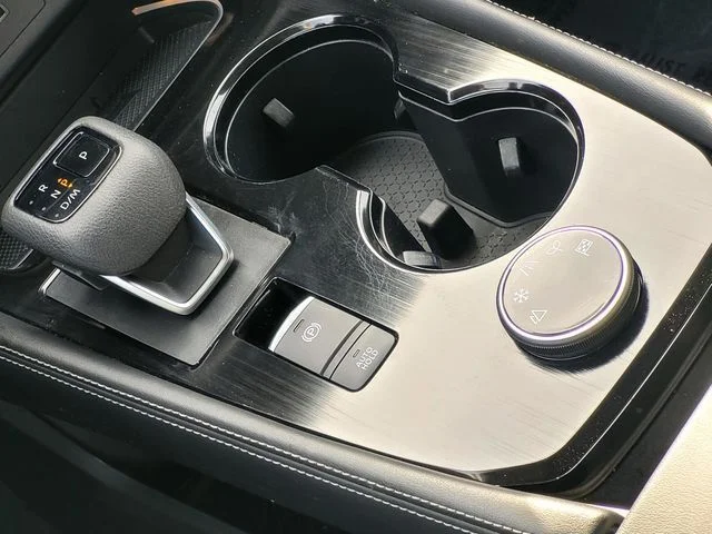 2022 Nissan Rogue Platinum - Photo 25