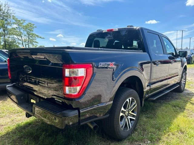 Used 2023 Blue Ford XL image 3