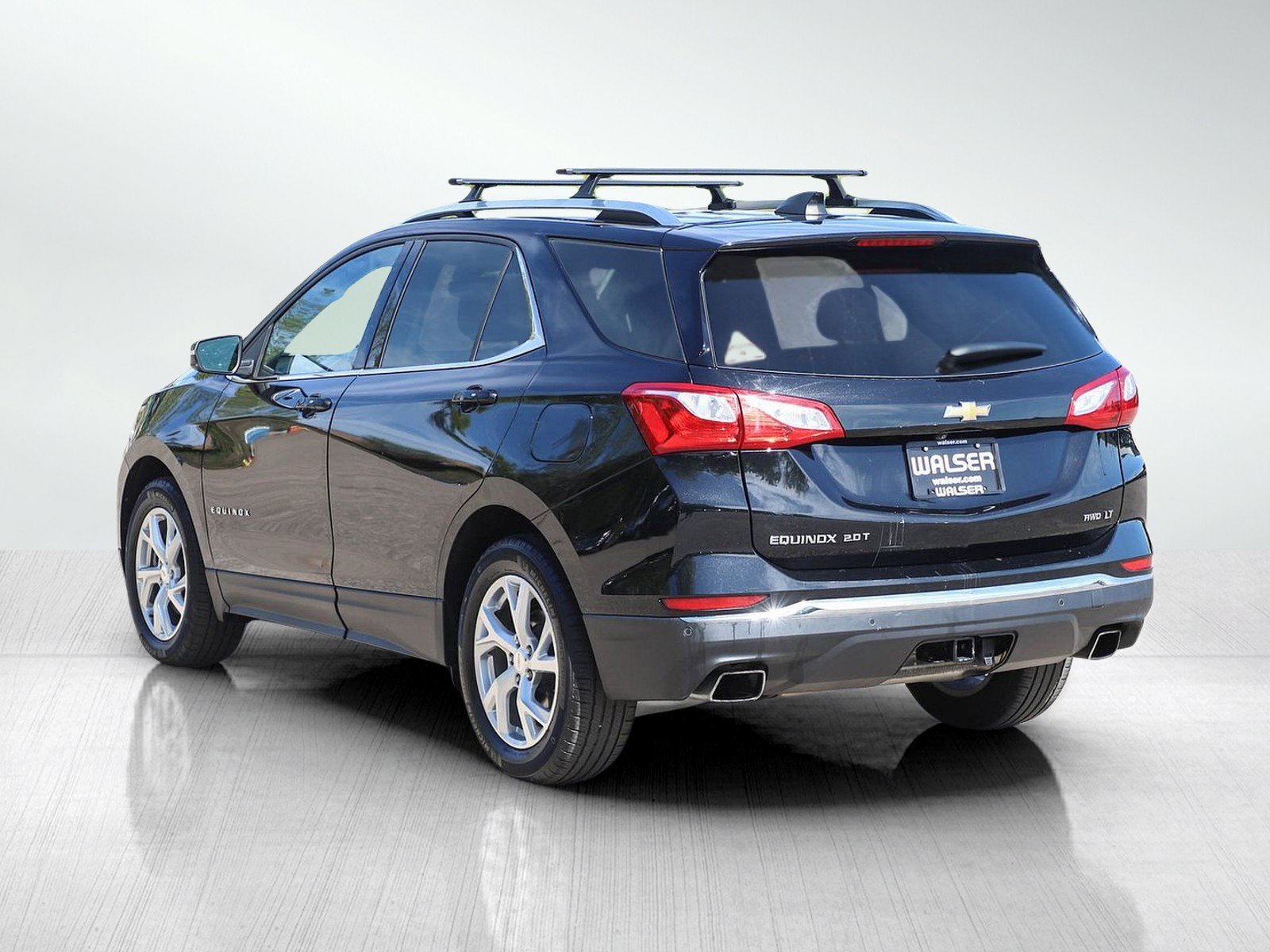 Used 2019 MOSAIC BLACK METALLIC Chevrolet LT image 3
