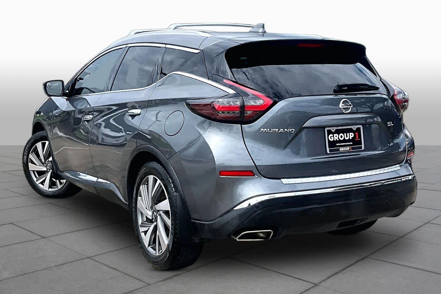 Used 2020 Gun Metallic Nissan SL image 12