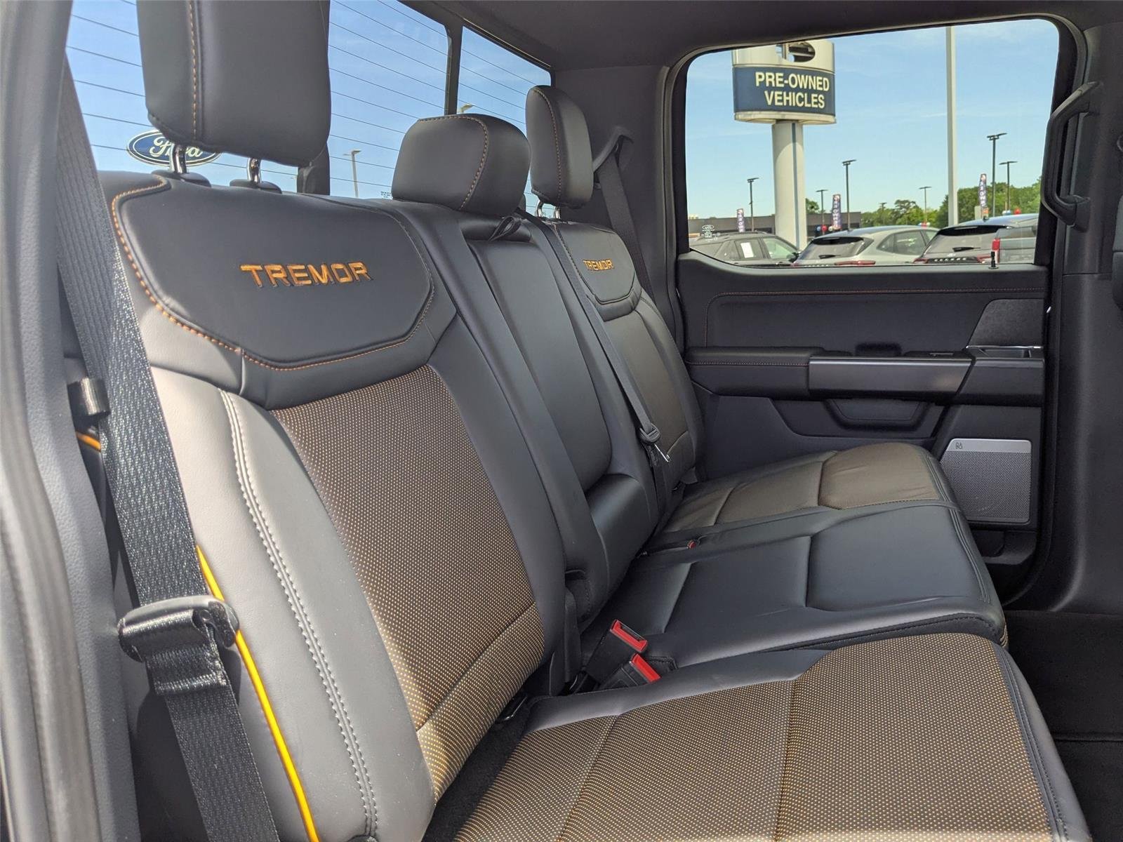 New 2026 Agate Black Metallic Ford Tremor® image 29