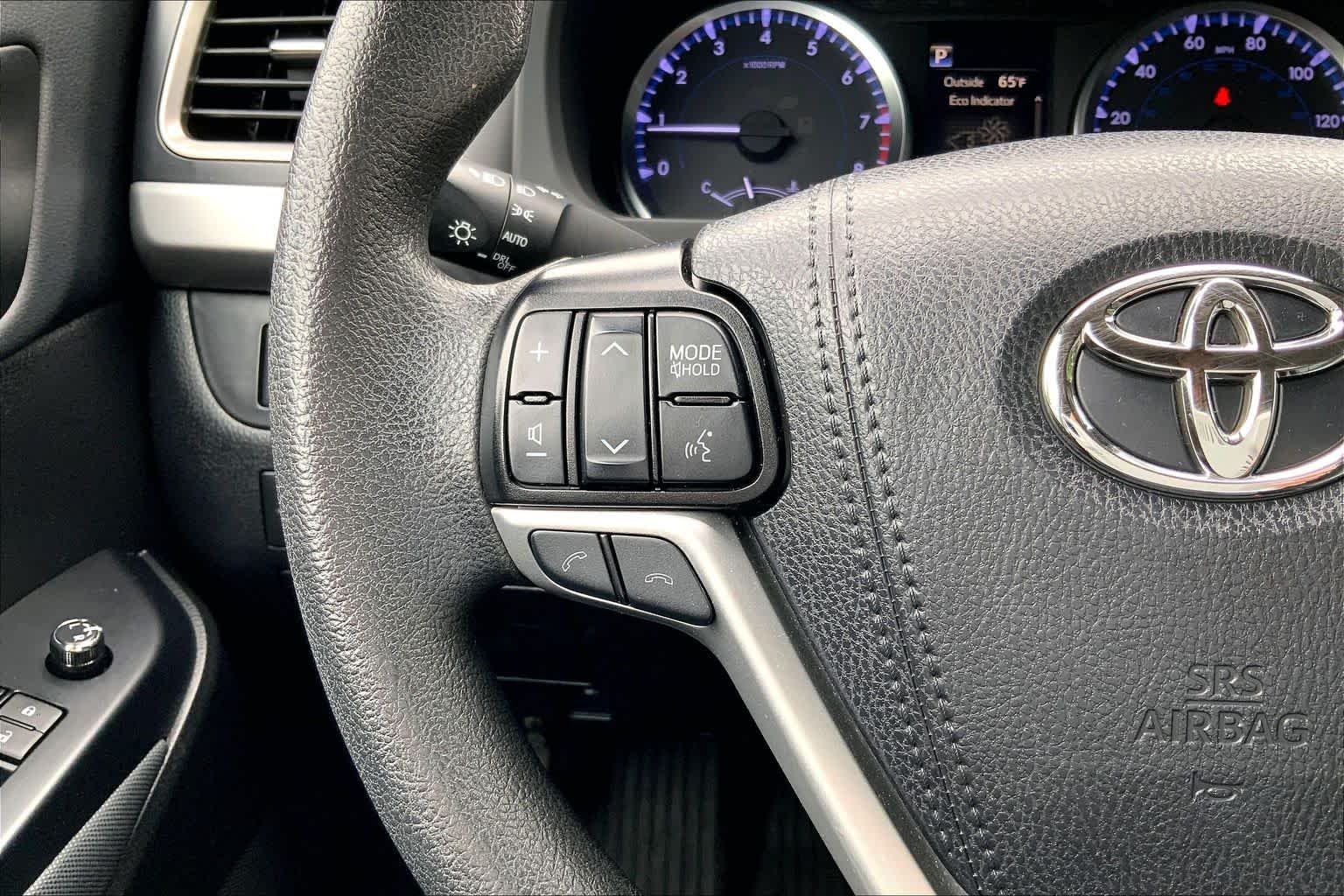 Used 2019 Midnight Black Metallic Toyota LE image 24