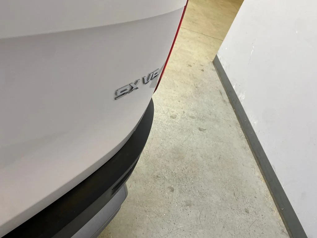 Used 2021 White Kia SX image 17