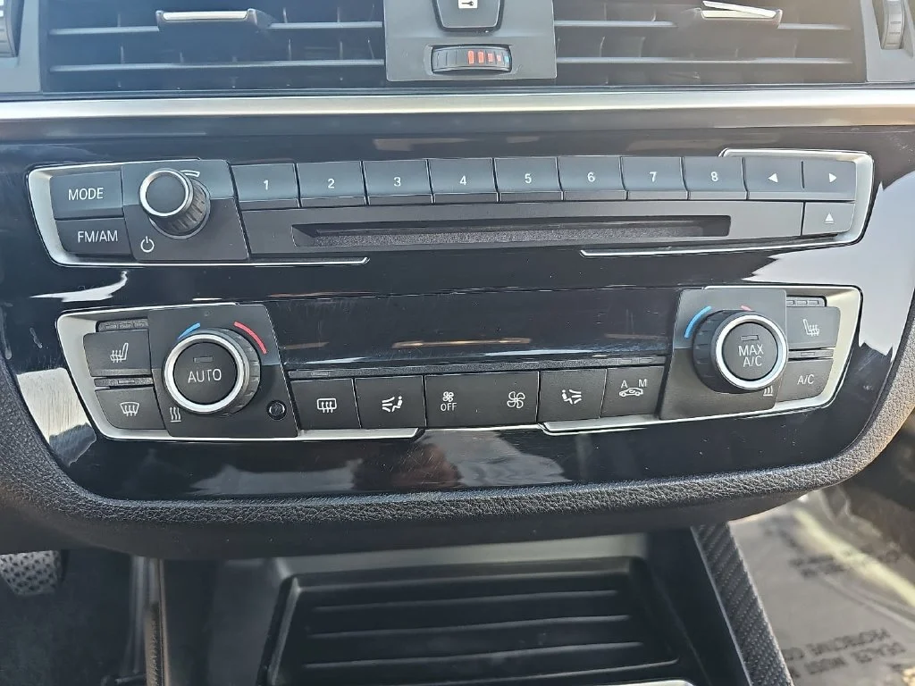 Used 2018 Gray BMW Base image 20