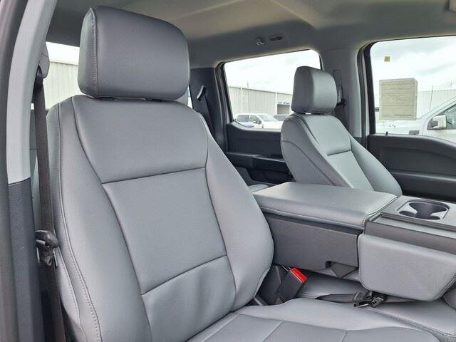 New 2026 Oxford White Ford XL image 30