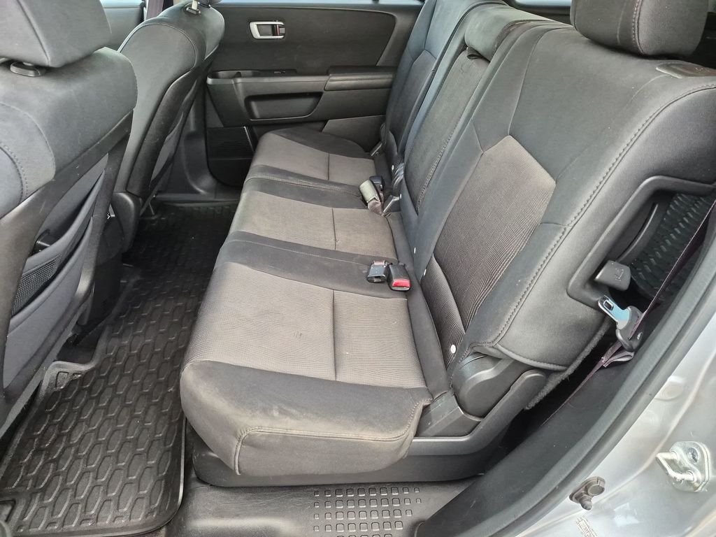 Used 2010 Silver Honda EX image 24